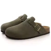 Zuecos Olive — ante verde oliva con hebilla